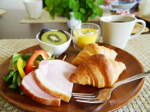 忙しい朝でも焼きたてのクロワッサン! 進化する「冷凍パン」を試してみたPart1