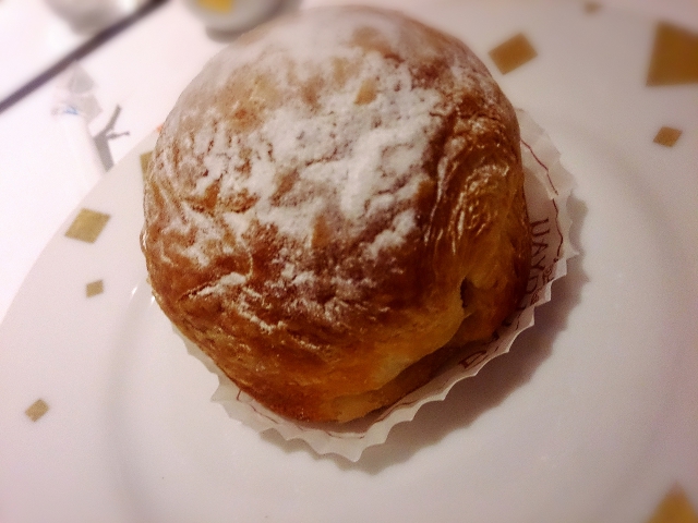 ケーキバイキングにいったときに食べました ダロワイヨ銀座店 おいしいパンとパン屋さんのくちこみ ランキング パンスタ