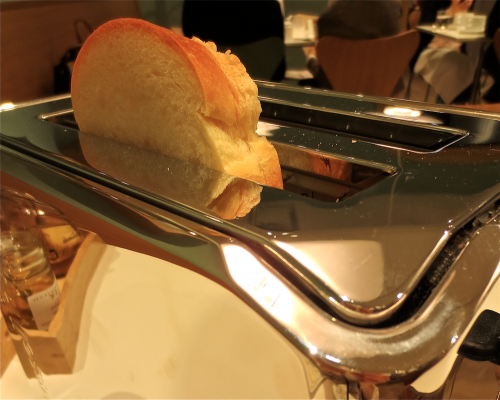 食パンを楽しもう！サク×ふわ カリカリ 自分好みの焼き方は？＠セントルザベーカリー（東京都中央区）〜トースト・食べ比べ編〜
