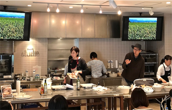 【イベントレポ】クオカ×新麦コレクション　ワインのある12ヶ月 高橋雅子さんに教わる「バーミキュラで焼くカンパーニュとフォカッチャ」